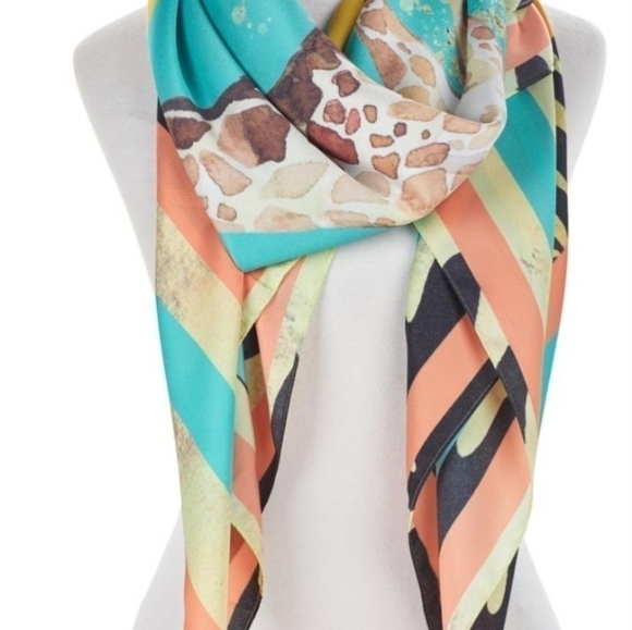 Genevieve Scarf - Picture 3 of 4